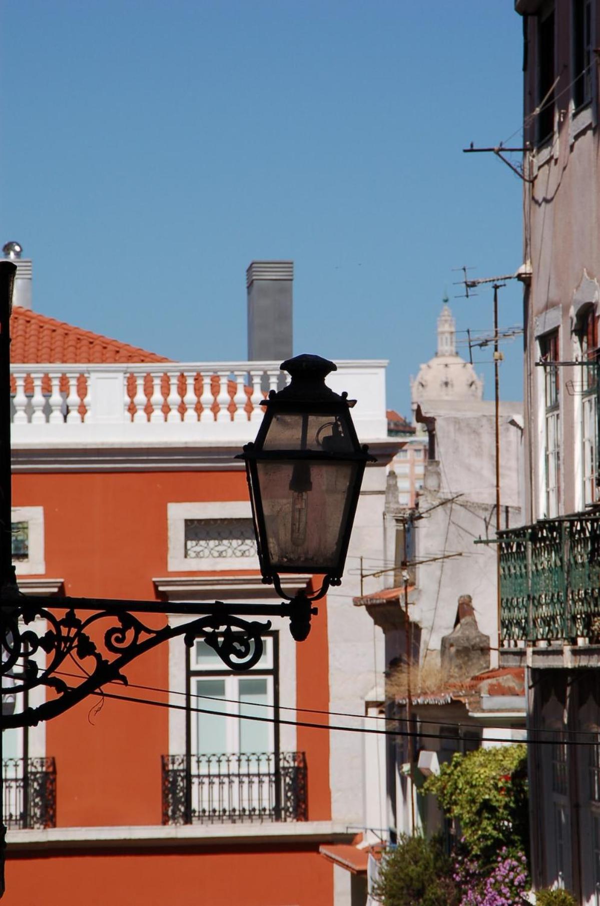 Charmant Appartement Chiado Lisbon Exterior photo